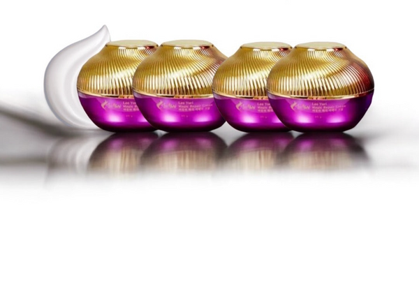 LEE YURI REPAIR CREAM គ្រីមស្វាយ បាត់មុន